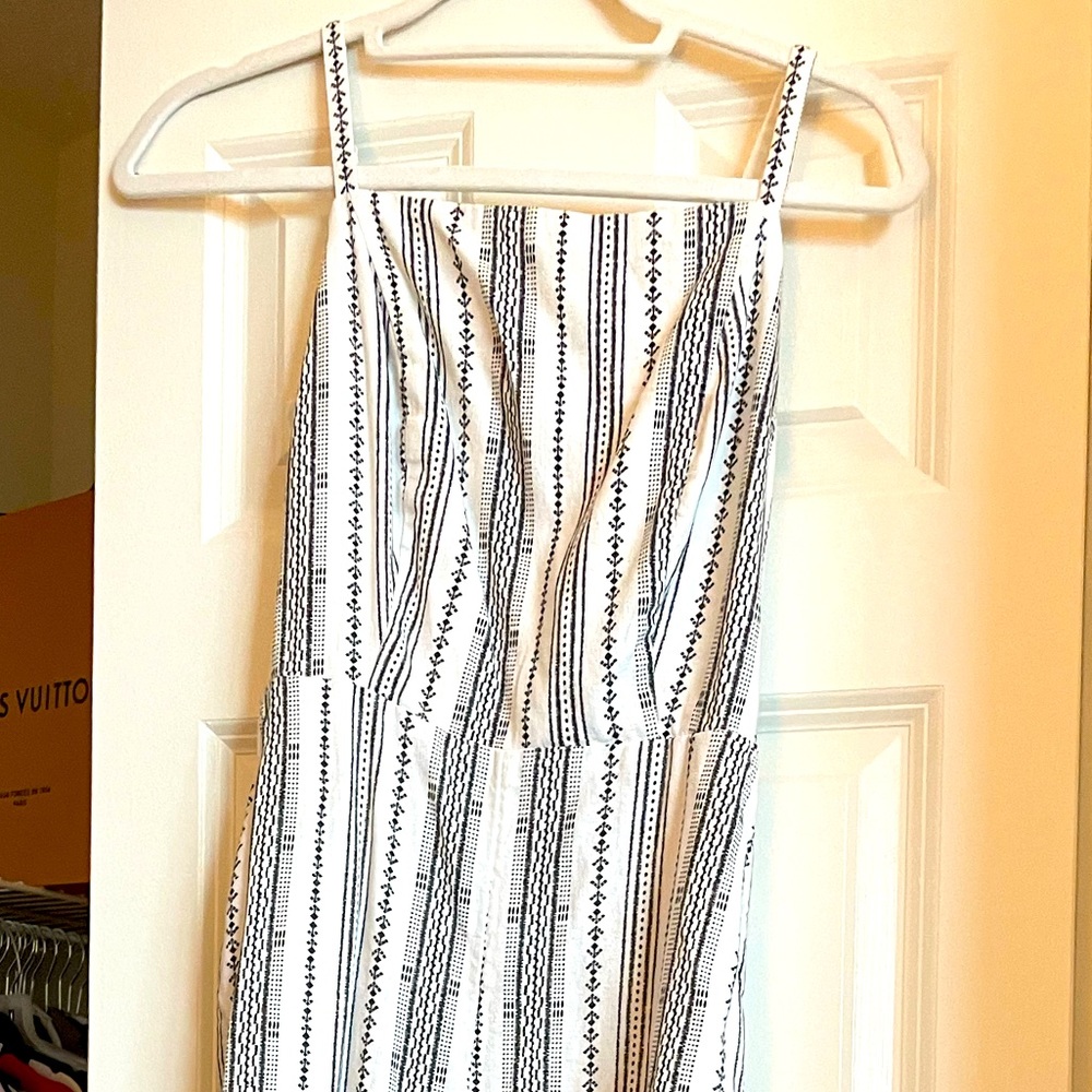 B/W Romper with Pockets! Boho Chic